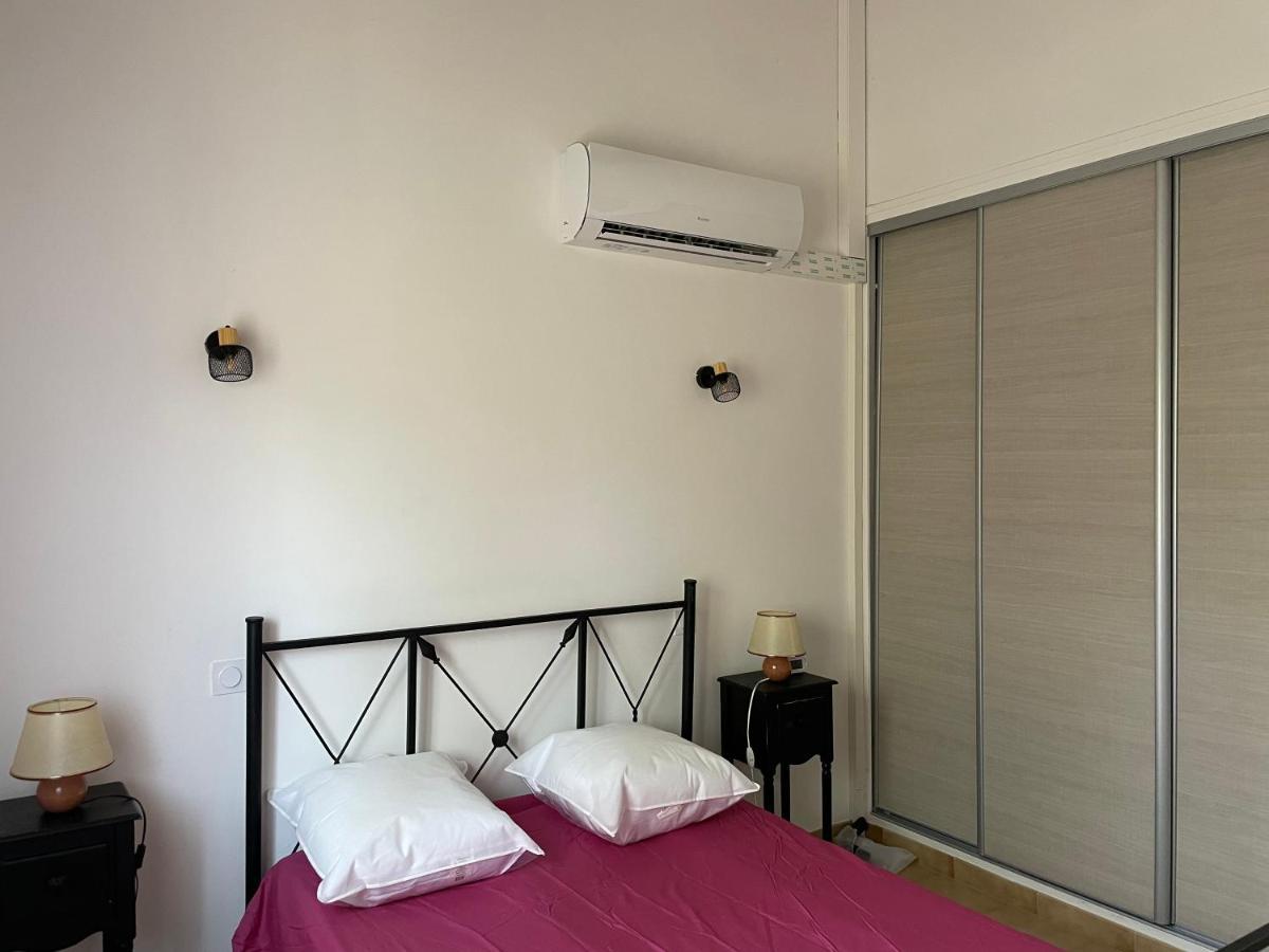 סרביון Villa Tous Conforts Avec Piscine Privee Et Acces Plage מראה חיצוני תמונה