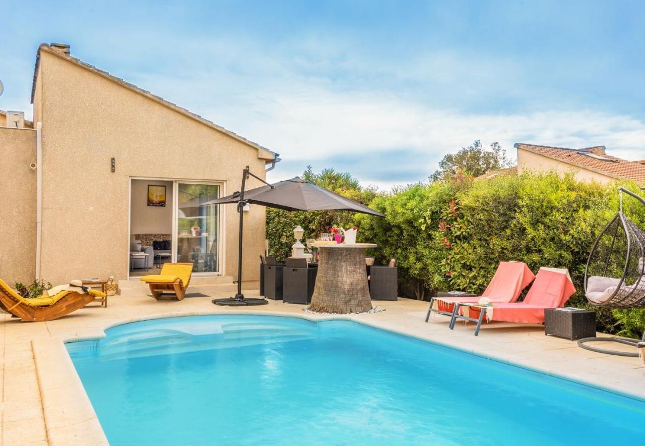 סרביון Villa Tous Conforts Avec Piscine Privee Et Acces Plage מראה חיצוני תמונה